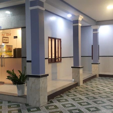 Motel Hoang Gia Long Khanh Eksteriør bilde