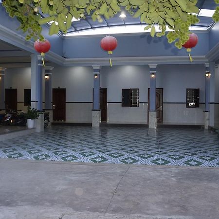 Motel Hoang Gia Long Khanh Eksteriør bilde