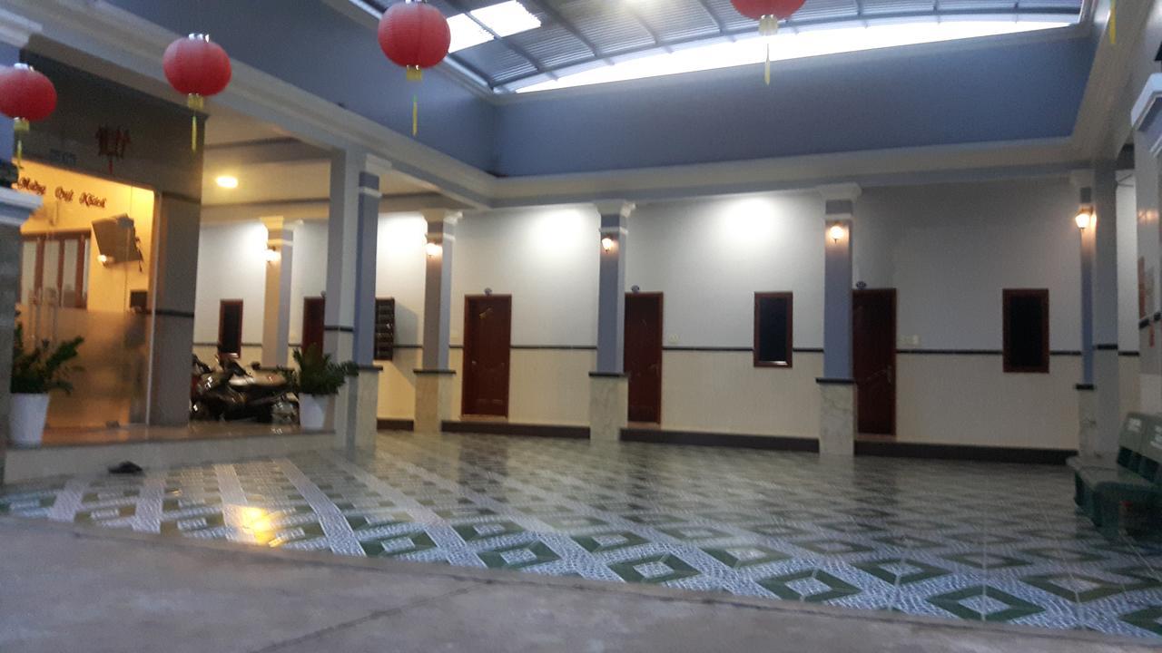 Motel Hoang Gia Long Khanh Eksteriør bilde