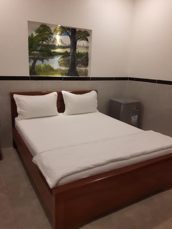 Motel Hoang Gia Long Khanh Eksteriør bilde