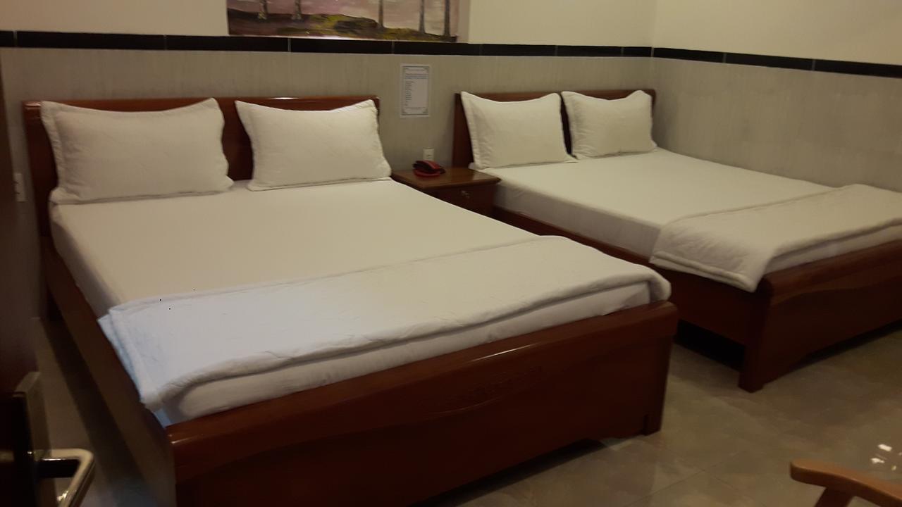Motel Hoang Gia Long Khanh Eksteriør bilde